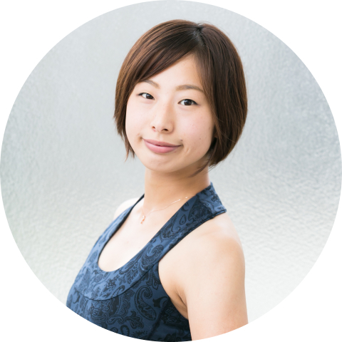 インストラクターYukina